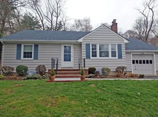 264 Hillside Ave, Chatham, NJ 07928