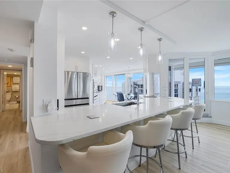 4041 Gulf Shore Blvd N #1705 — Photo 10