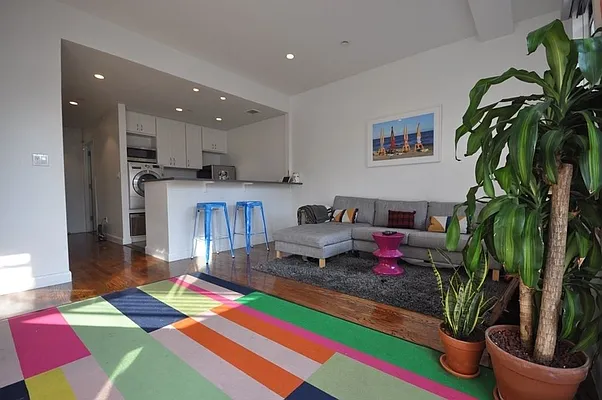 Rented by REAL New York | media 28