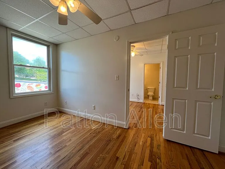 43 Ravenscroft Dr #4 — Photo 10