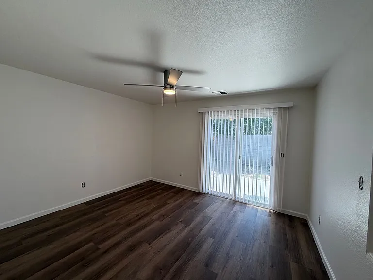 3409 Starside Dr — Photo 10