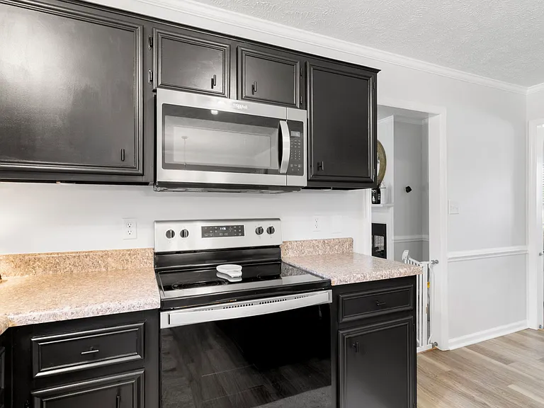 4531 Mobius Rd — Photo 12