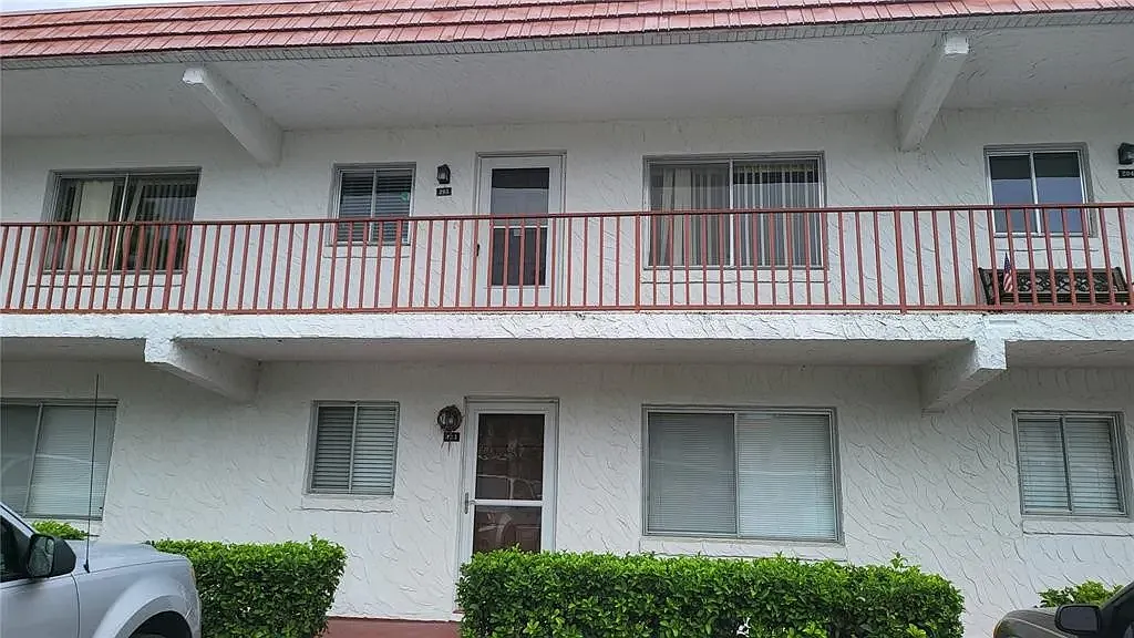 2 bed, 1366 sqft, $1,500 — Photo 4