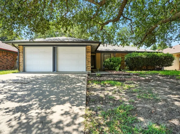 7928 Camelot Rd, Fort Worth, TX 76134
