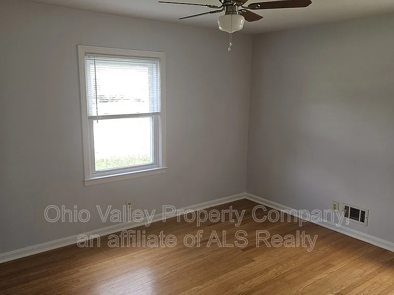 2915 Abigail Dr #1 — Photo 4