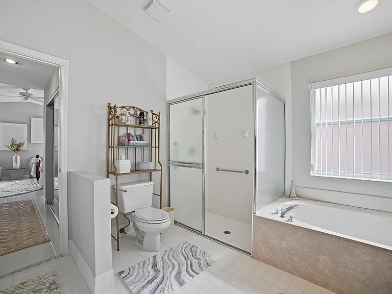 12573 Coral Lakes Dr — Photo 15
