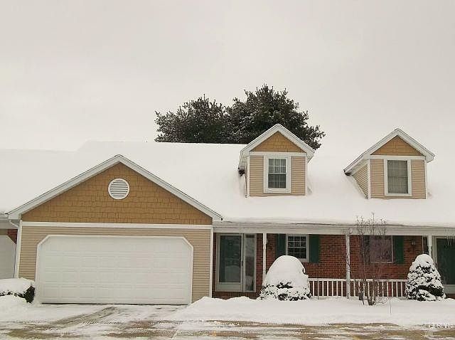 1st image of 1425 Pembroke Cir
