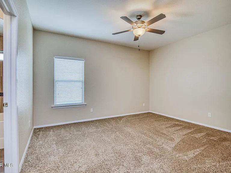 2148 William Caples St — Photo 12