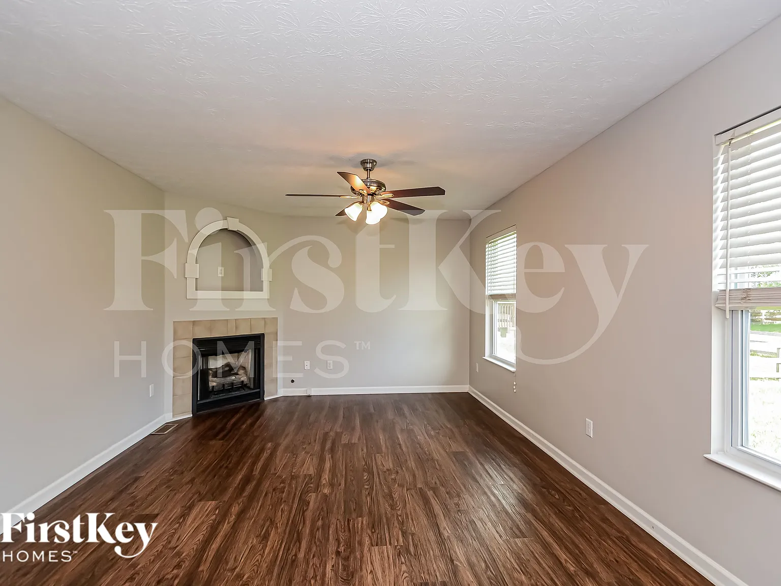 4 bed, 3.0 bath, 2165 sqft, $2,755 — Photo 3