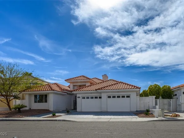 2713 Crystal Beach Dr, Las Vegas, NV 89128