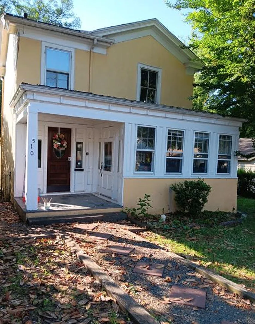 510 13th Street NW — Photo 2