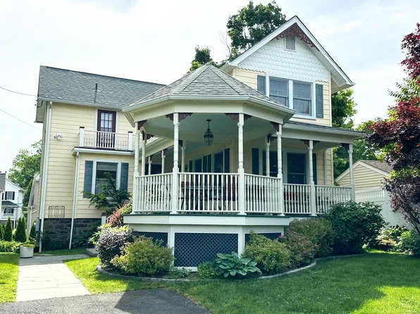 27 Kirby Street, Greenwich, CT 06830