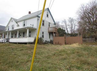 11 Quaker St, Adams, MA 01220