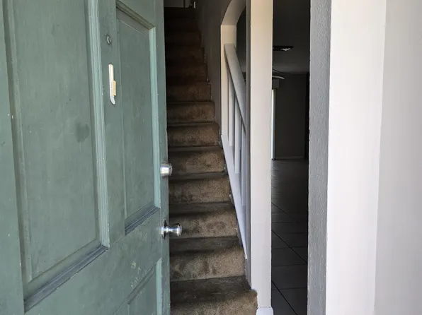 2325 W Pensacola St APT 156, Tallahassee, FL 32304