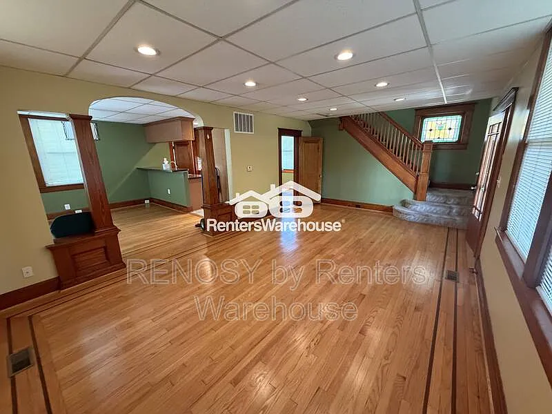 6015 Rossville Blvd