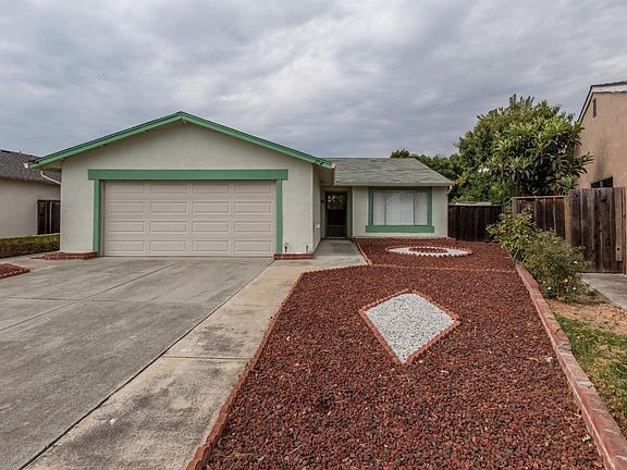 3rd image of 2341 Darnell Ct