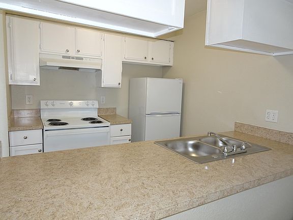 2nd image of 1584 South St #1584