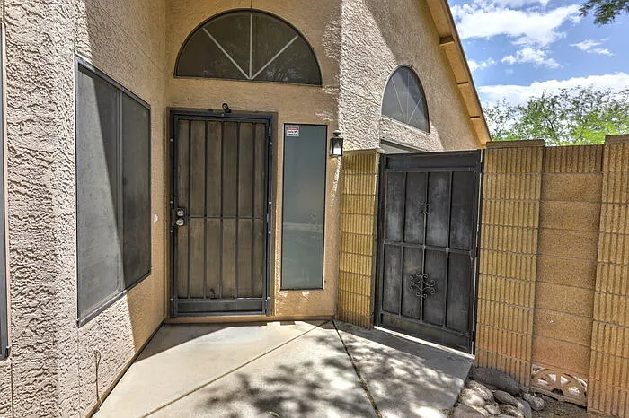 3 bed, 2.0 bath, 1114 sqft, $1,695 — Photo 4