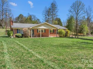 512 Paxton Creek Rd, Marion, NC 28752