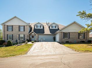 3214 Lake Ridge Dr APT D, Dubuque, IA 52003