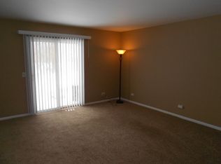 426 Heine Ave #426, Elgin, IL 60123