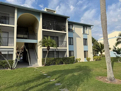 1107 Green Pine Blvd #B1 Photo 1