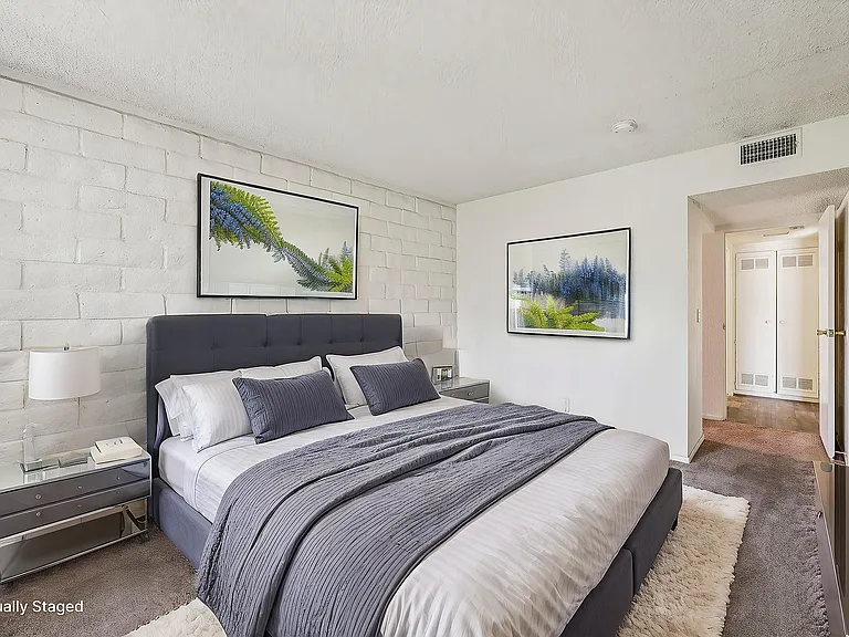 Townhome Villas_Apartments_VirtuallyStaged_4