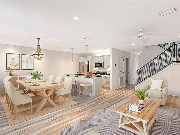 5th image of 1685 LAUREL STREET #3