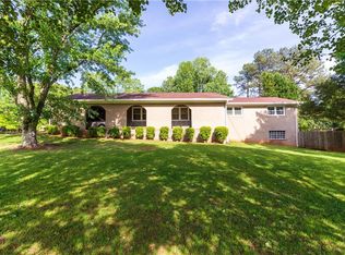 1692 Scufflegrit Rd, Marietta, GA 30062