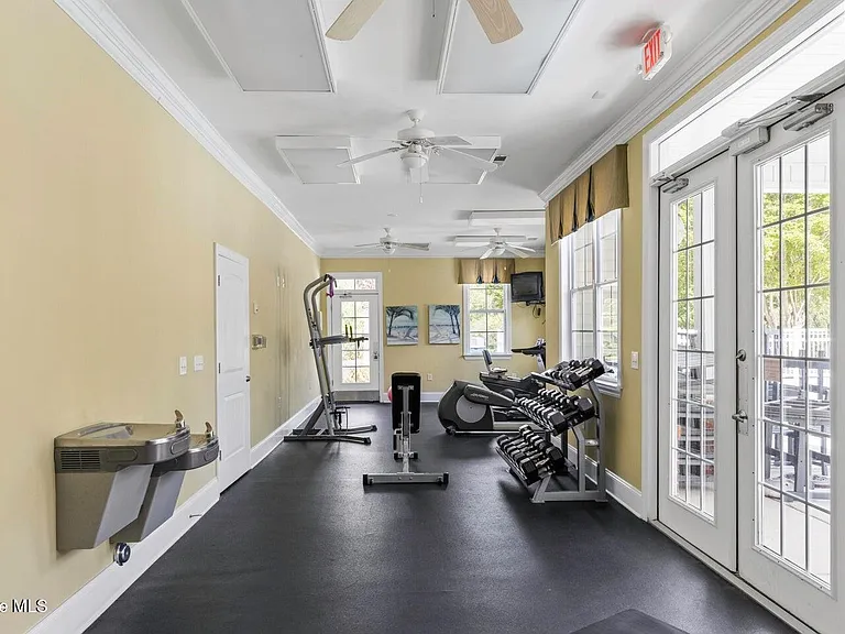 300 Gateway Dr #325 — Photo 28