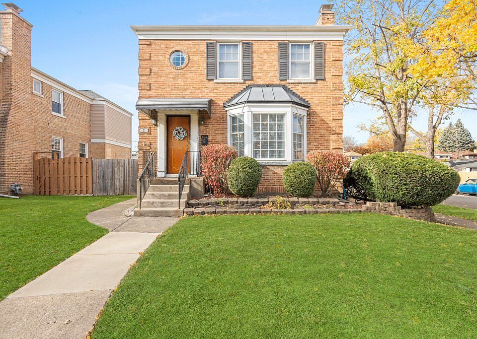 1st image of 3046 N 77th Ct