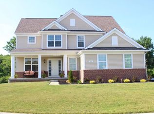 680 Shannon Pl, Aurora, OH