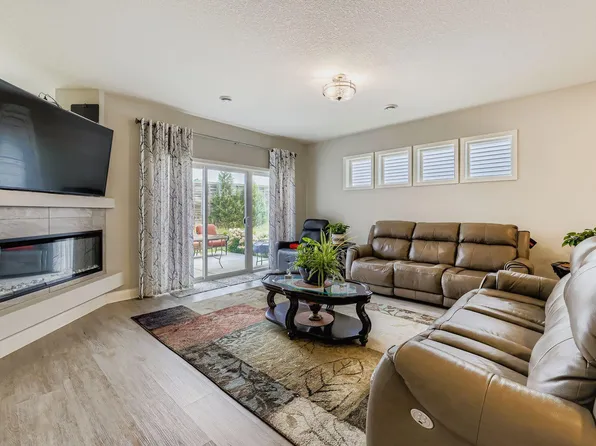 4918 93rd Way N, Brooklyn Park, MN 55443