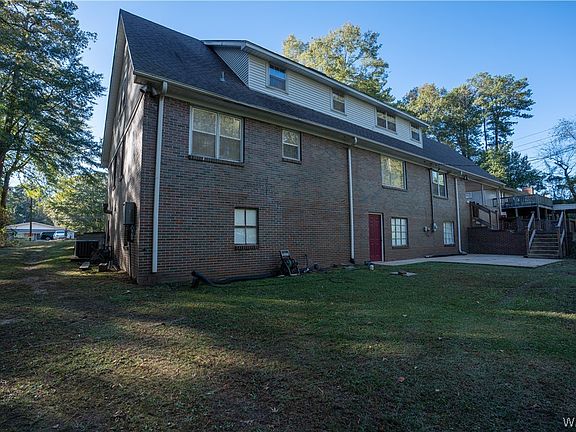2nd image of 587 Military St S