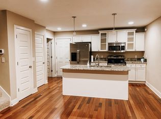 917 Blodgett St SE, Grand Rapids, MI 49506