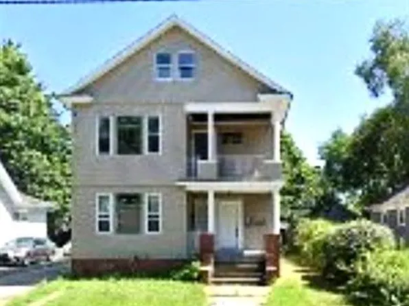 414 Adelaide Ave, Providence, RI 02907