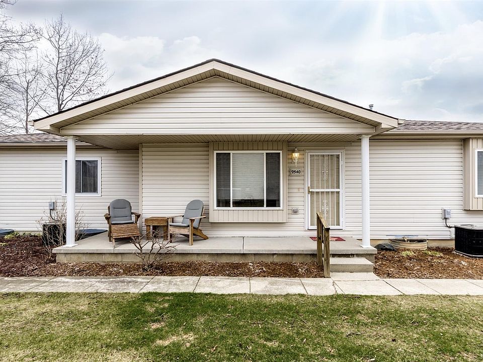 1st image of 9540 Woodside Cir