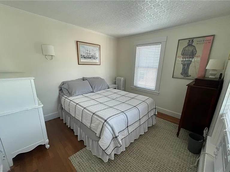 11 Byrnes St — Photo 7