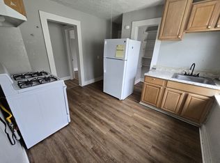 967 Sherman Ave FLOOR 3, New Haven, CT 06511