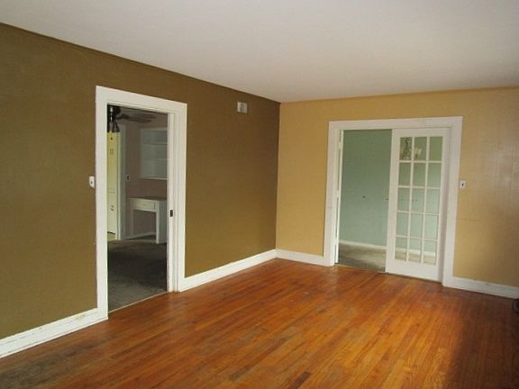 4th image of 855 Fm 2792