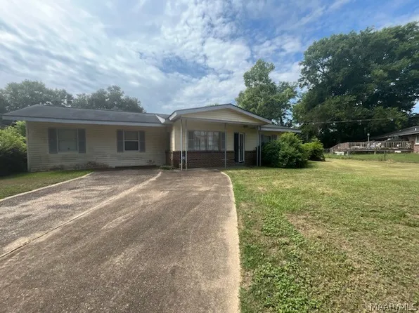 2008 3rd Ave, Selma, AL 36703