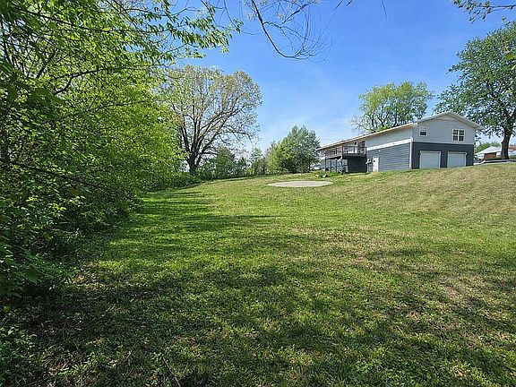 4th image of 257 Em Hurley Ln