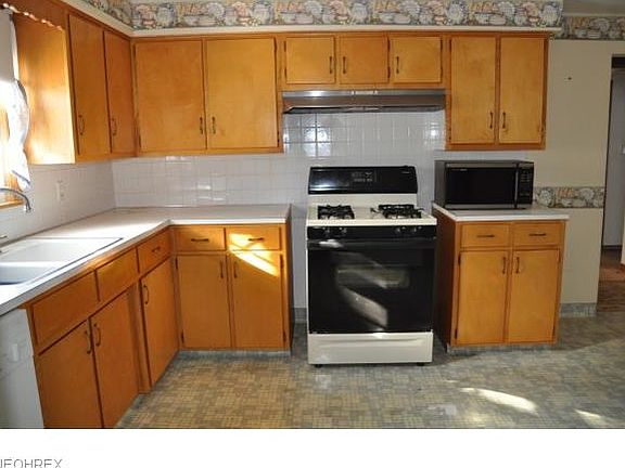 3rd image of 446 N Osborn Ave