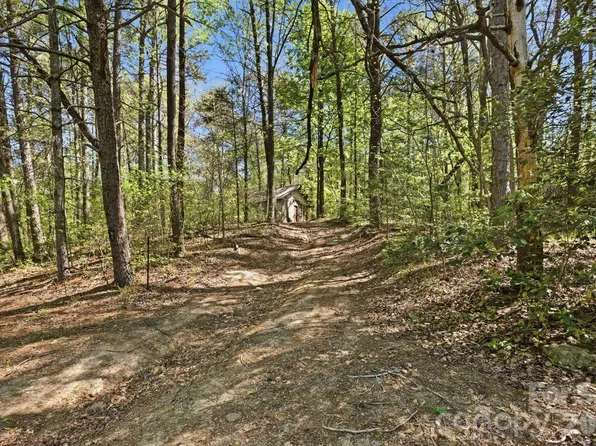 6554 Camp Meeting Rd, Connelly Springs, NC 28612