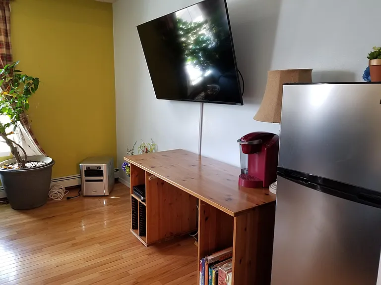 Phineas St — Photo 14