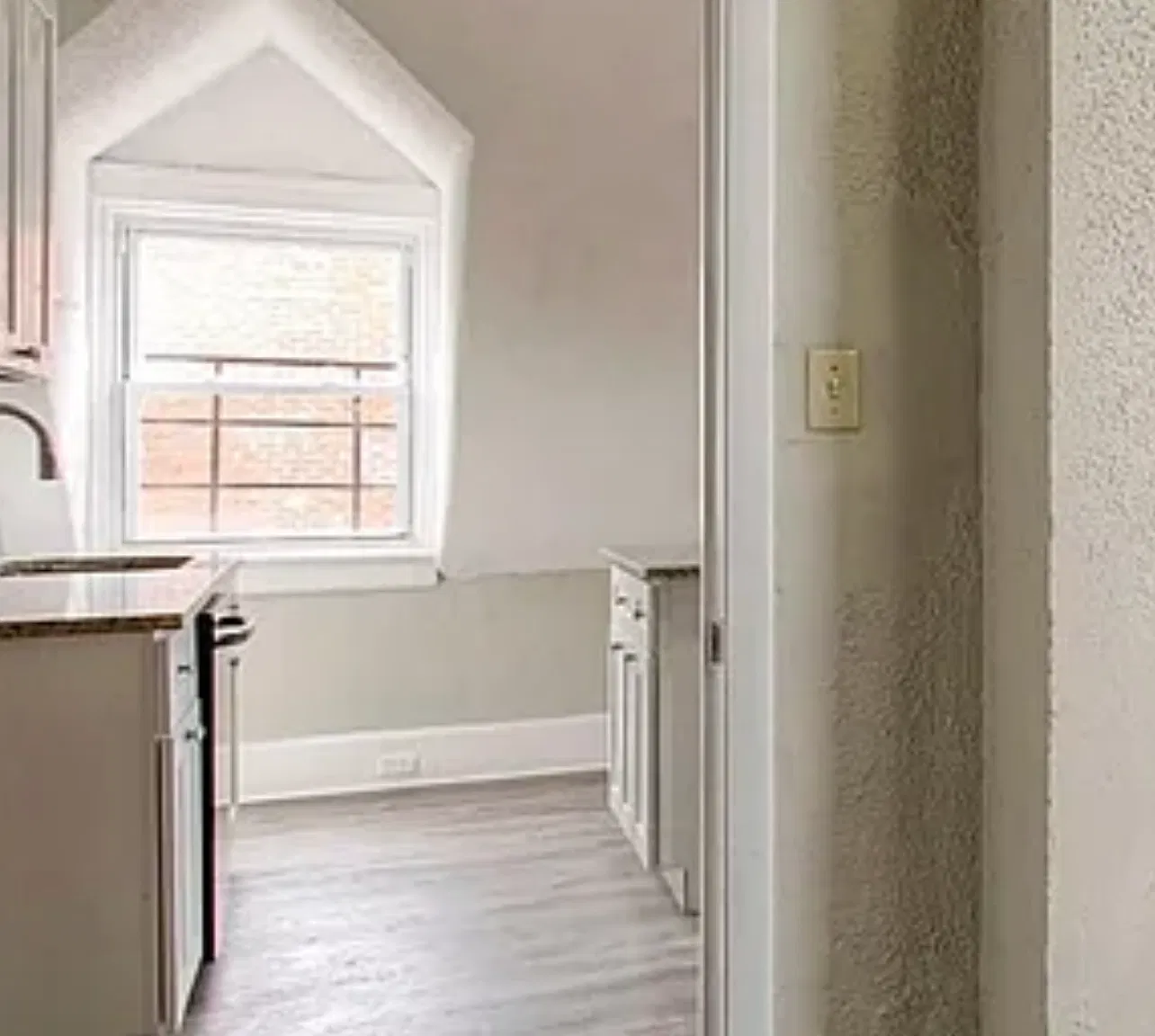2 bed, $1,150 — Photo 4