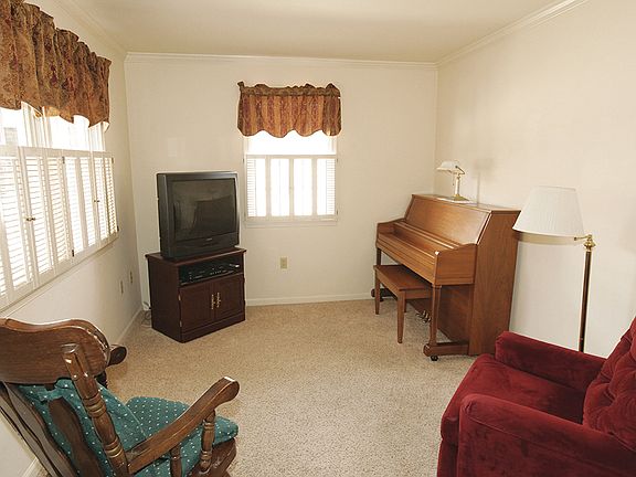 Den/Family room