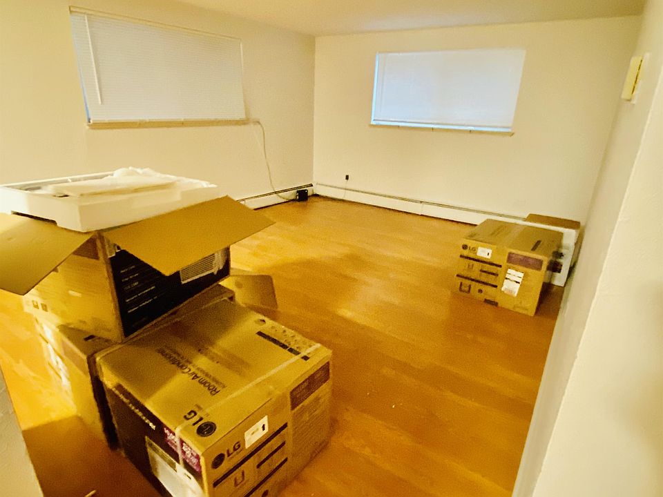 1st image of 1415 N Pearl St #104