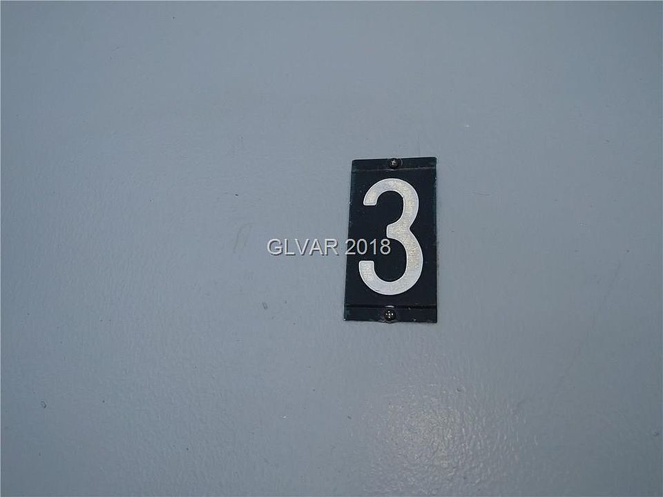1st image of 2613 Cedar Ave APT 3