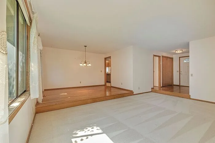 6540 SW 204th Pl — Photo 4